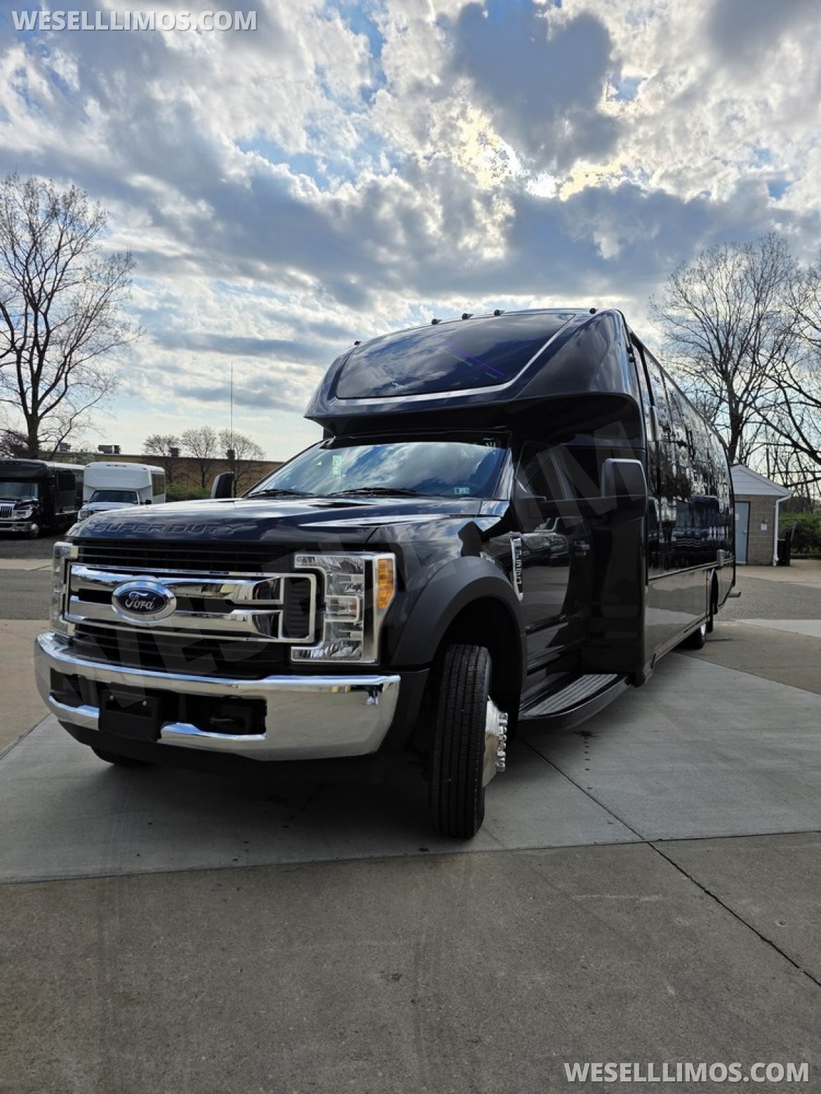 Limo Bus for Sale in Erie, PA - Photo 33