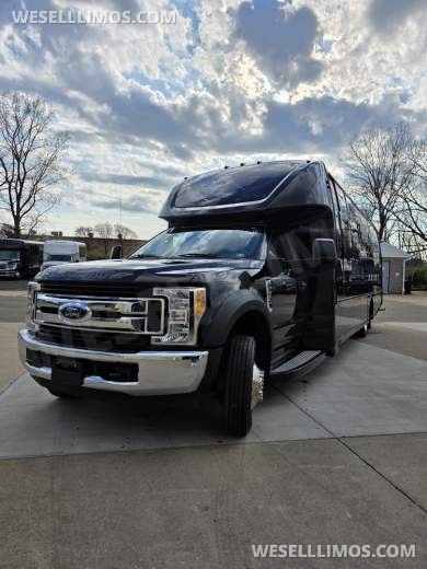 2018 Ford F550 Limo Bus by Turtle Top 26 Passenger only 51k miles - Limo Bus for Sale in Erie, PA - Photo 33