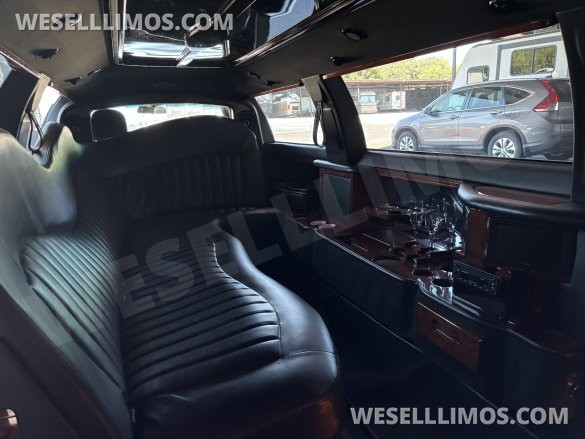2006 Lincoln Town car Limousine for Sale in Arlington, TX - Photo 3
