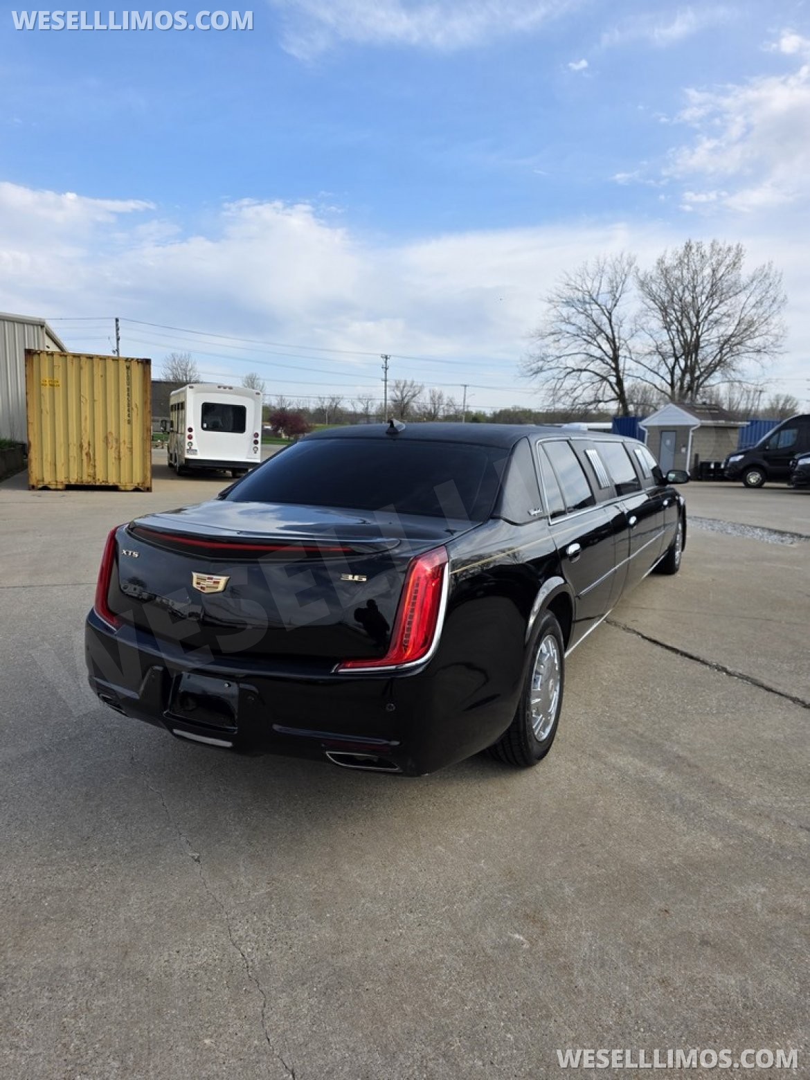 Limousine for Sale in Erie, PA - Photo 9