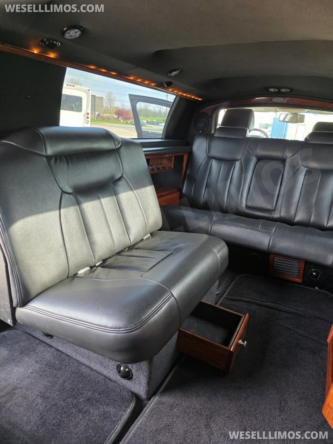 Limousine for Sale in Erie, PA - Photo 28