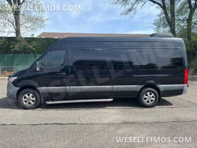 2020 Mercedes-Benz Sprinter Sprinter - Sprinter for Sale in Baldwin, NY - Photo 4