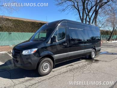 2019 Mercedes-Benz Sprinter Sprinter - Sprinter for Sale in Baldwin, NY - Photo 3