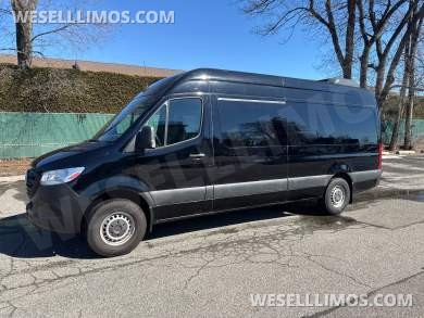 2019 Mercedes-Benz Sprinter Sprinter - Sprinter for Sale in Baldwin, NY - Photo 4