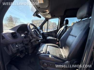2019 Mercedes-Benz Sprinter Sprinter - Sprinter for Sale in Baldwin, NY - Photo 16