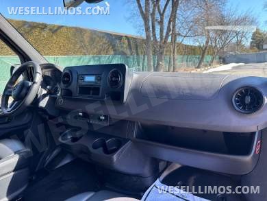 2019 Mercedes-Benz Sprinter Sprinter - Sprinter for Sale in Baldwin, NY - Photo 22
