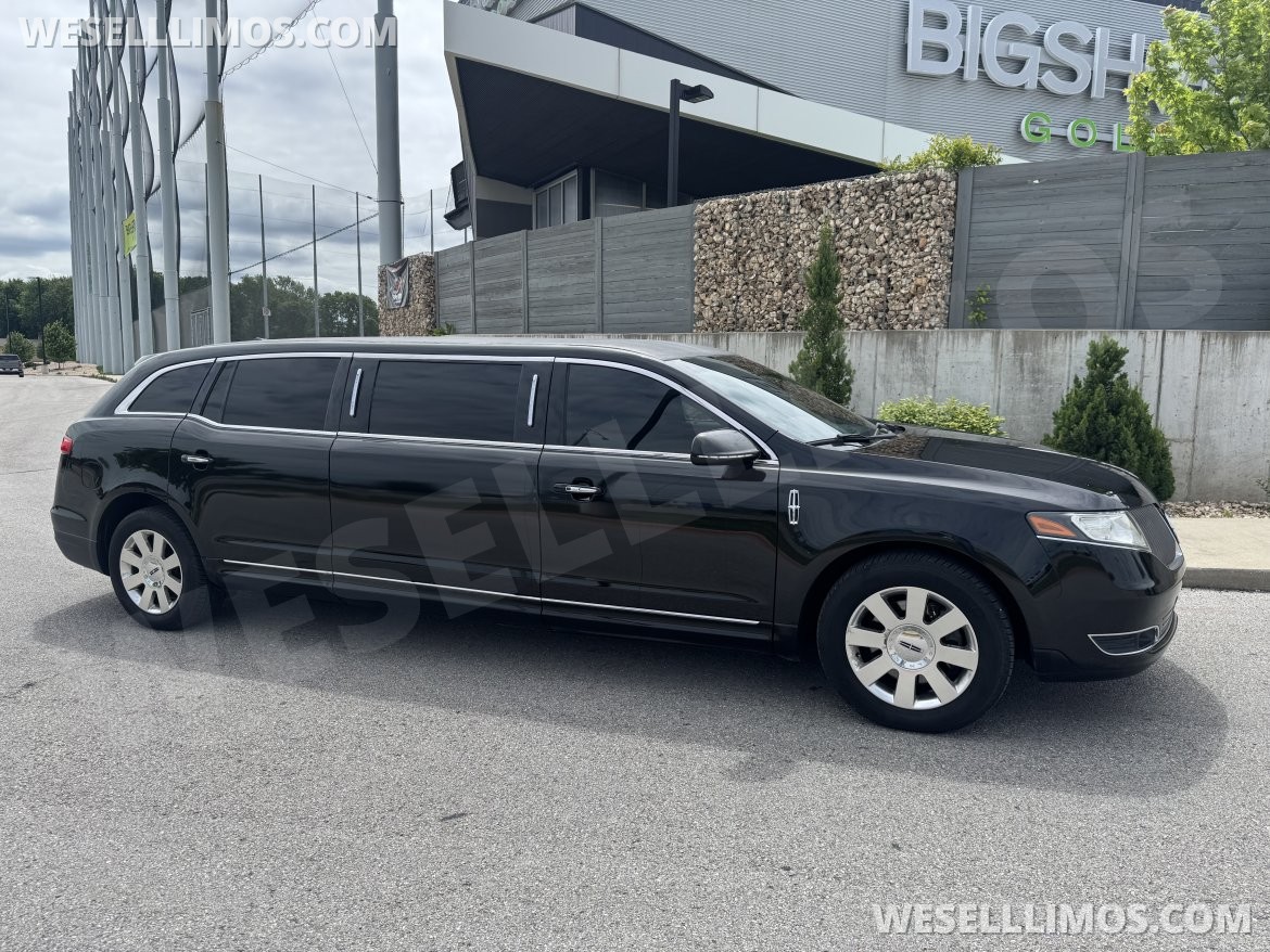 Limousine for Sale in Springfield, MO - Main Photo