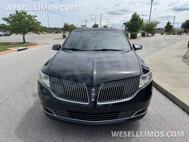 2014 Picasso Limo Mfg Lincoln MKT Limousine - Limousine for Sale in Springfield, MO - Photo 5