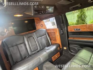 2014 Picasso Limo Mfg Lincoln MKT Limousine - Limousine for Sale in Springfield, MO - Photo 16