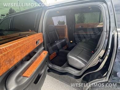 2014 Picasso Limo Mfg Lincoln MKT Limousine - Limousine for Sale in Springfield, MO - Photo 18