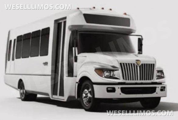 2016 International Turtle Top Shuttle Bus for Sale in Pasadena, CA - Photo 3