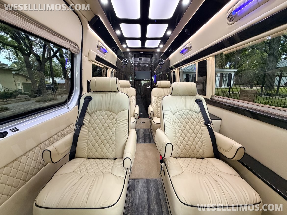 Sprinter for Sale in San Antonio, TX - Main Photo