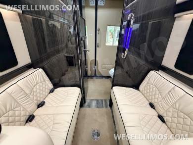 Midwest Automotive Design (Used Unit) - Sprinter for Sale in San Antonio, TX - Photo 5