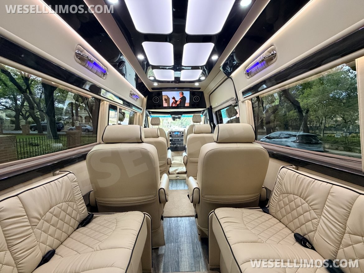 Sprinter for Sale in San Antonio, TX - Photo 3