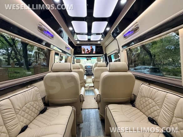 2021 Mercedes-Benz Sprinter Sprinter for Sale in San Antonio, TX - Photo 3