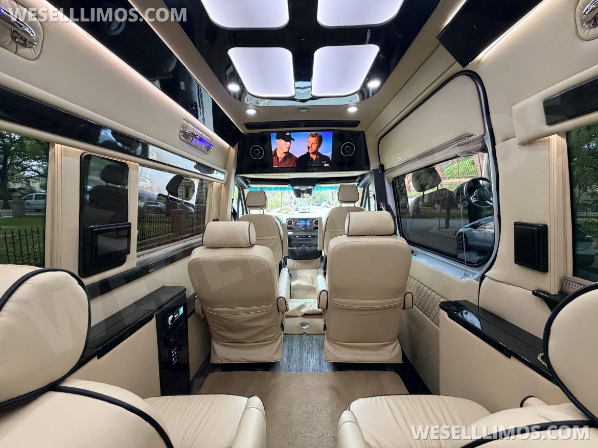 Sprinter for Sale in San Antonio, TX - Photo 6