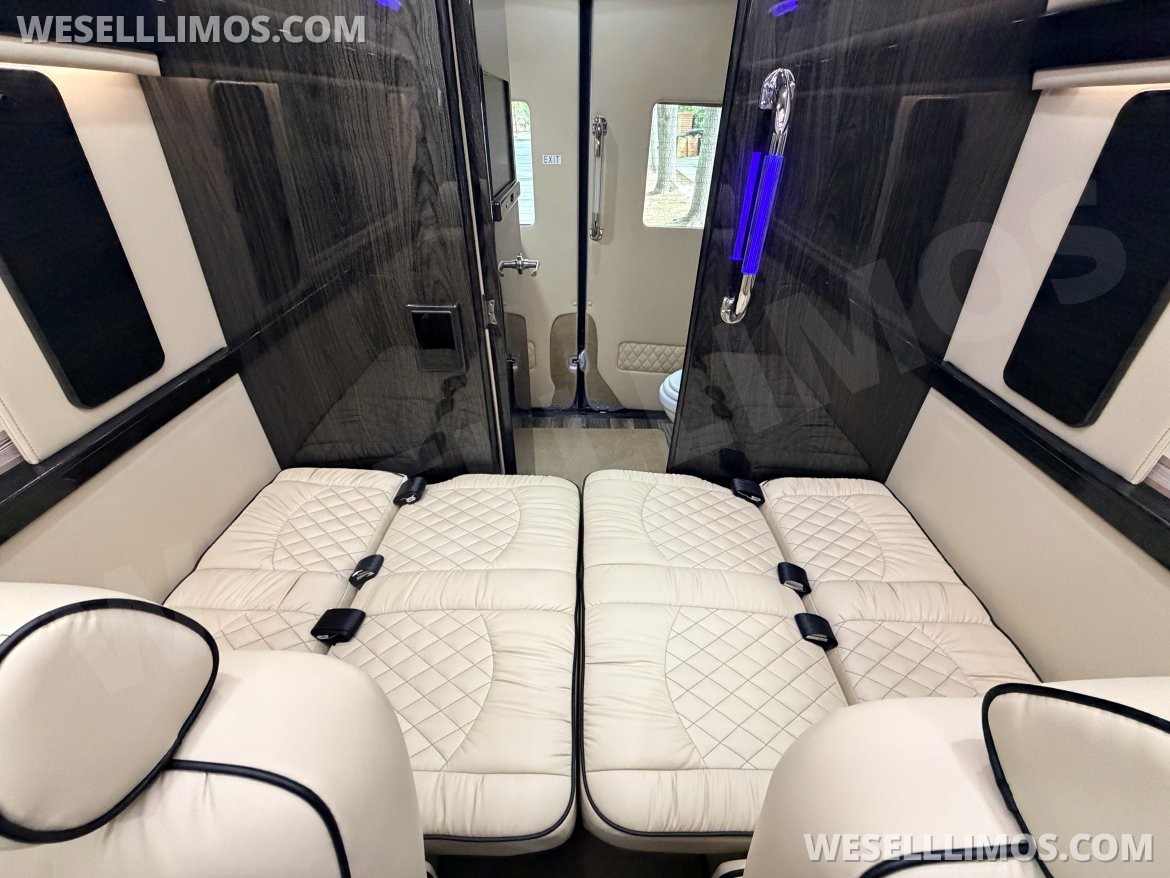 Sprinter for Sale in San Antonio, TX - Photo 11