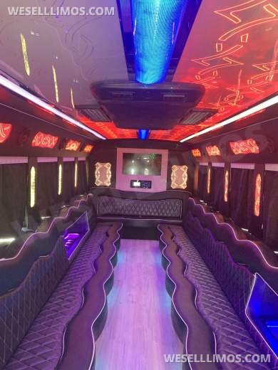 2015 Ford F550 Limo Bus for Sale in LOS ANGELES, CA