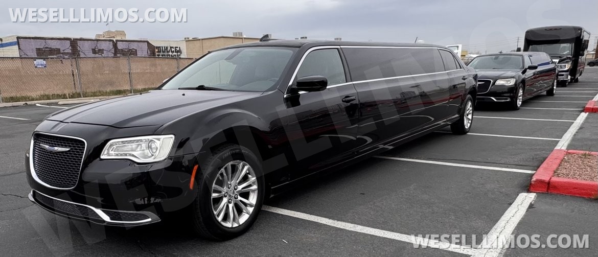 Limousine for Sale in Glendale, CA - Photo 2