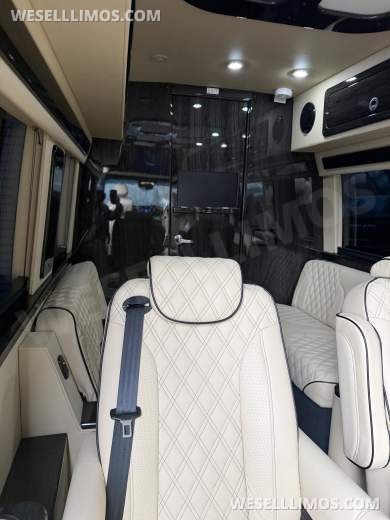 2024 Midwest design Mercedes-Benz Sprinter Sprinter - Sprinter for Sale in Queens, NY - Photo 13