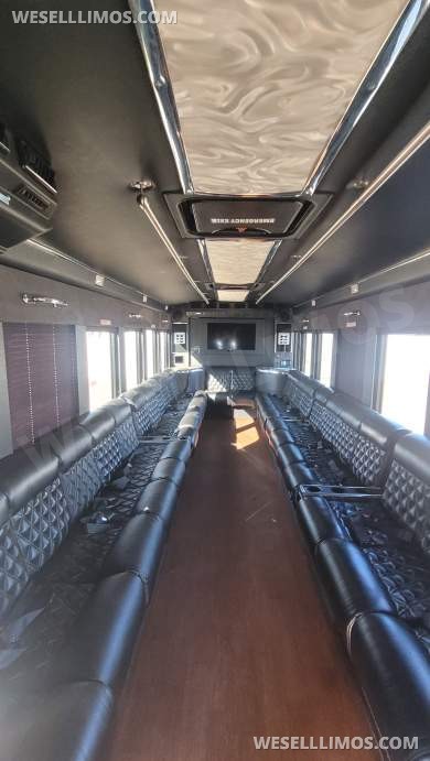 2014 Specialty Vehicles Group International navistar diesel Limo Bus - Limo Bus for Sale in Laguna Niguel, CA - Photo 26