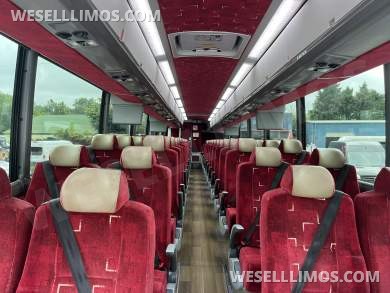 2017 MCI J 4500 Motorcoach - Motorcoach for Sale in Pasadena, MD - Photo 5
