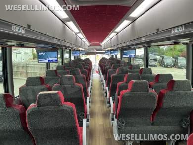 2017 MCI J 4500 Motorcoach - Motorcoach for Sale in Pasadena, MD - Photo 6