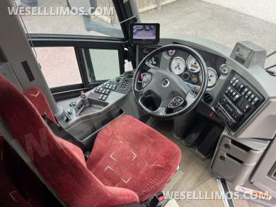 2017 MCI J 4500 Motorcoach - Motorcoach for Sale in Pasadena, MD - Photo 7