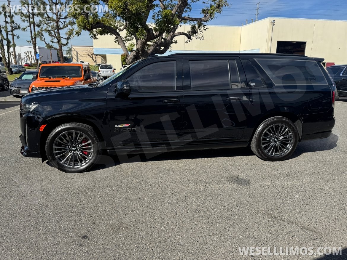 SUV for Sale in Ontario, CA - Photo 4