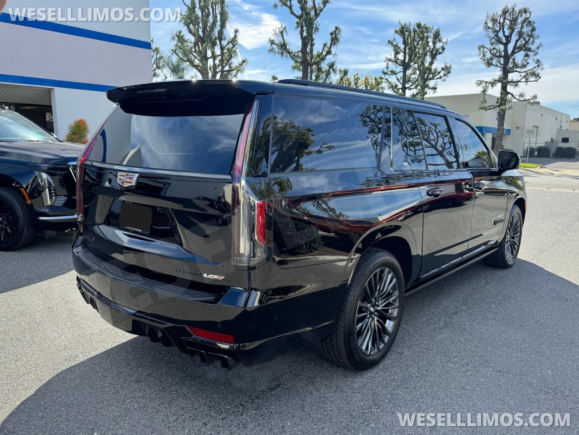 SUV for Sale in Ontario, CA - Photo 6