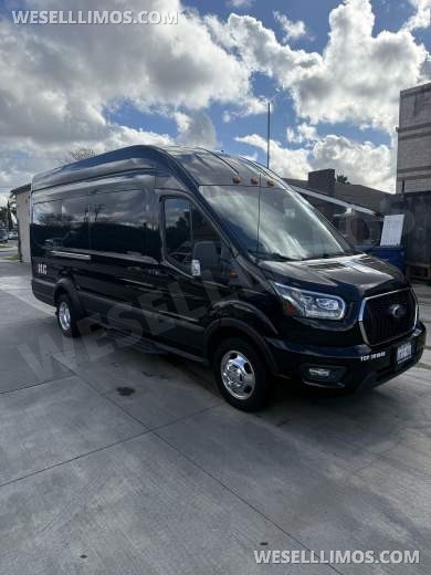 2023 Elite One Customs Ford 350 XLT High Top - Sprinter for Sale in Buena Park, CA - Photo 10