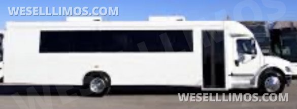 2017 Freightliner M2 Shuttle Bus for Sale in LA, CA - Photo 3