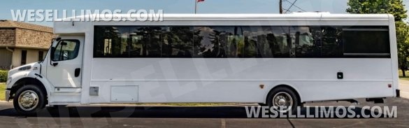 2017 Freightliner M2 Shuttle Bus for Sale in LA, CA - Photo 2