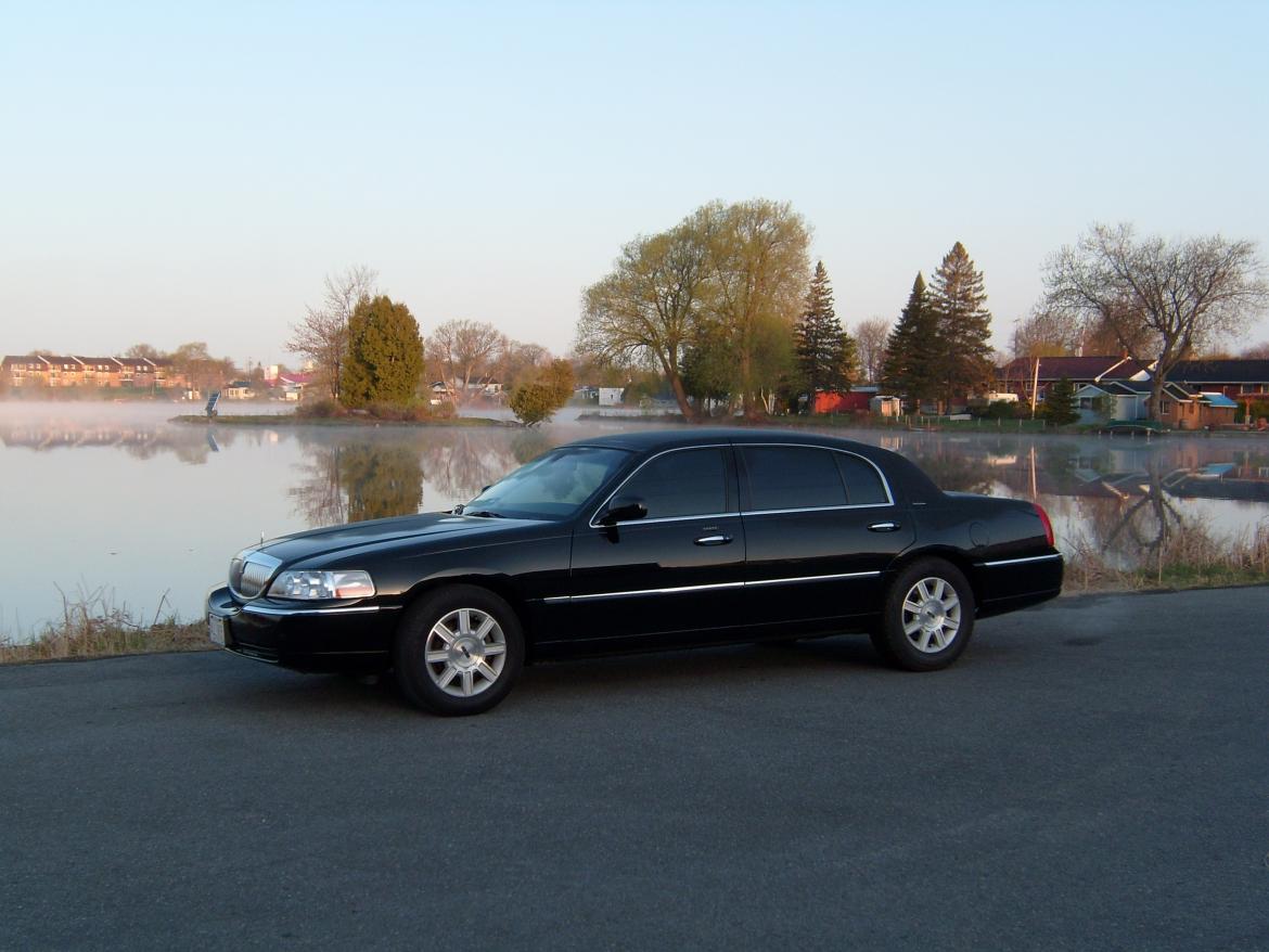 Sedan for Sale in Hogansburg, NY - Photo 2