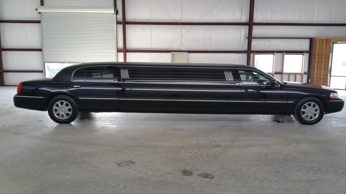 Limousine for Sale in Houston, TX - Photo 4