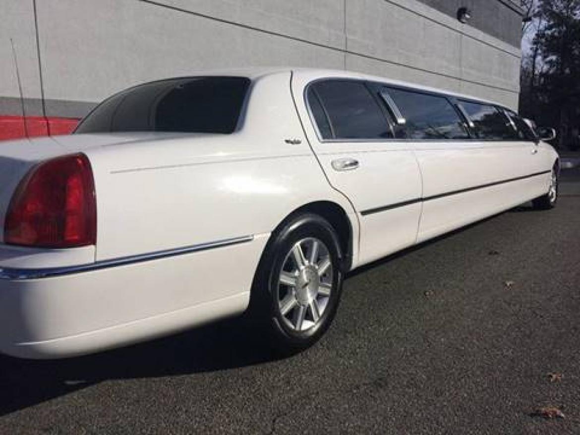 Limousine for Sale in Richmond, VA - Photo 8