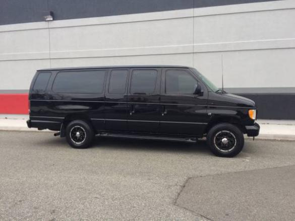 2002 Ford E350 Sprinter for Sale in Richmond, VA - Photo 2