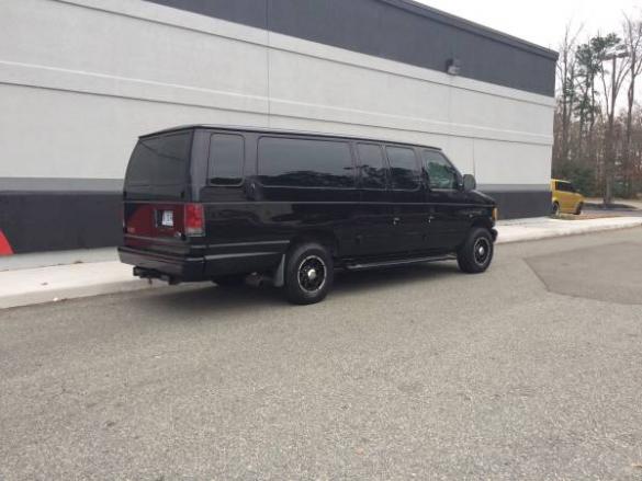 2002 Ford E350 Sprinter for Sale in Richmond, VA - Photo 3