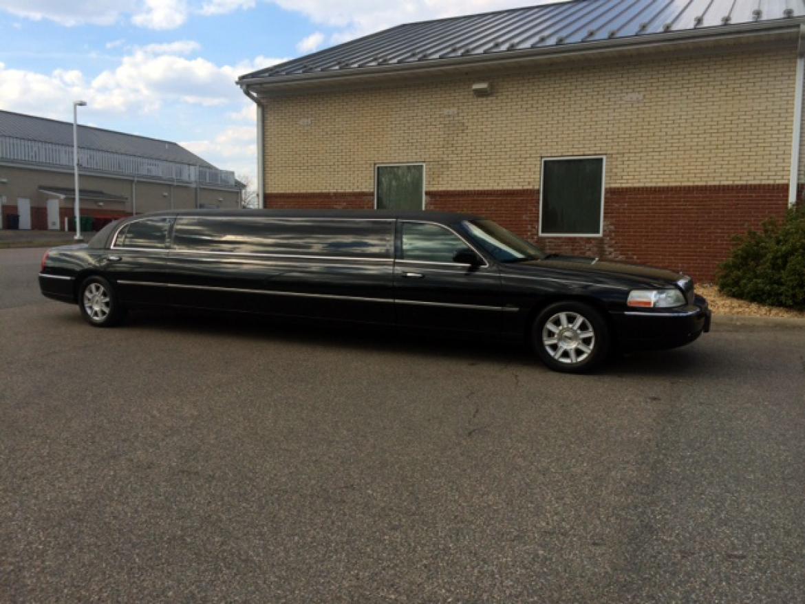 Limousine for Sale in Trenton, NJ - Photo 9