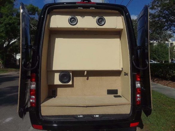 2018 Mercedes-Benz Sprinter 3500 Super Single Sprinter for Sale in Charleston, SC - Photo 3