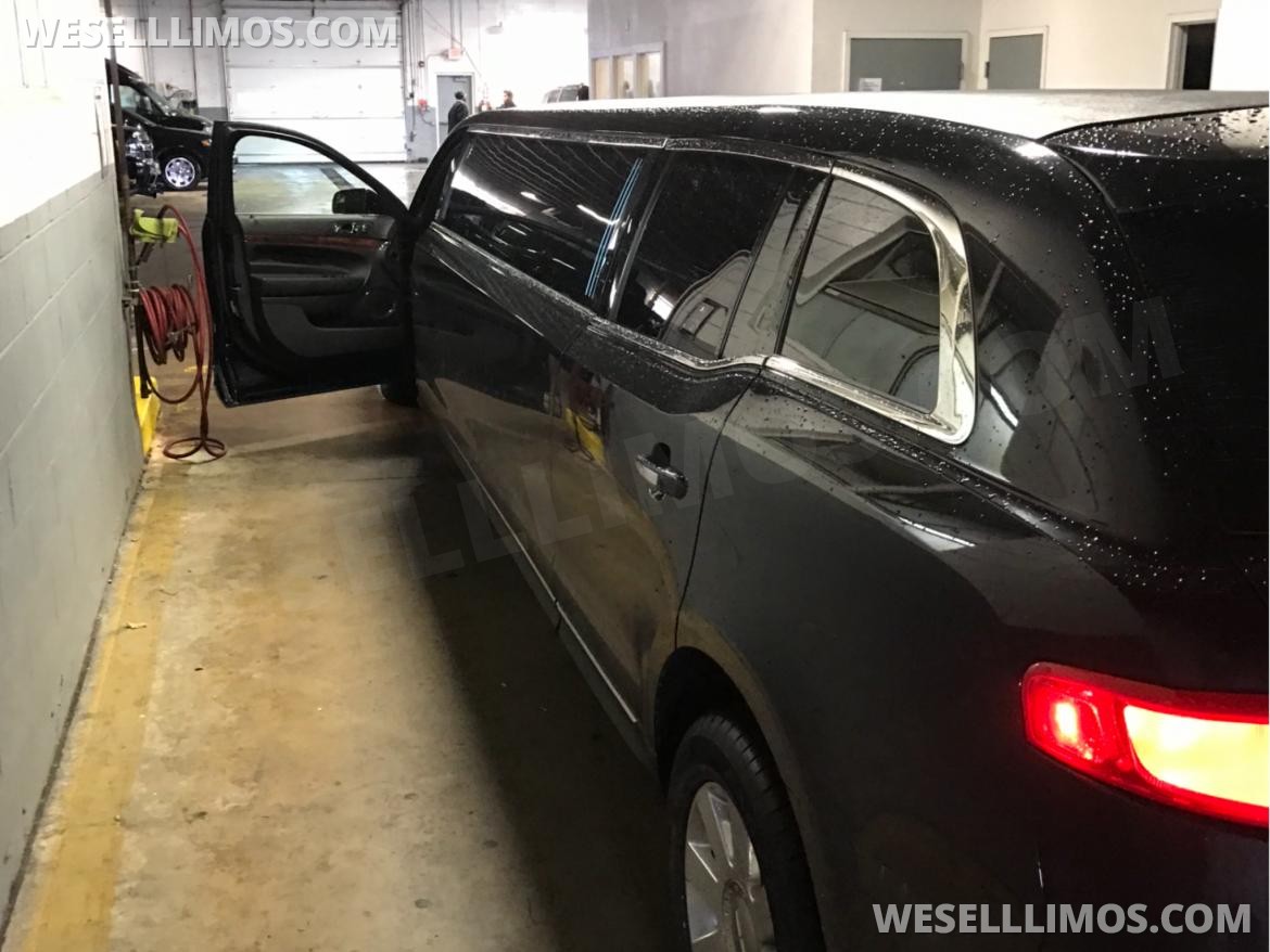 Limousine for Sale in Port Chester, NY - Photo 2