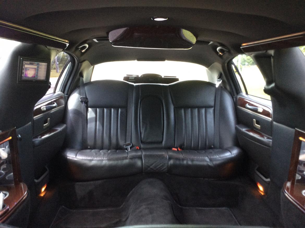 Limousine for Sale in Trenton, NJ - Photo 8