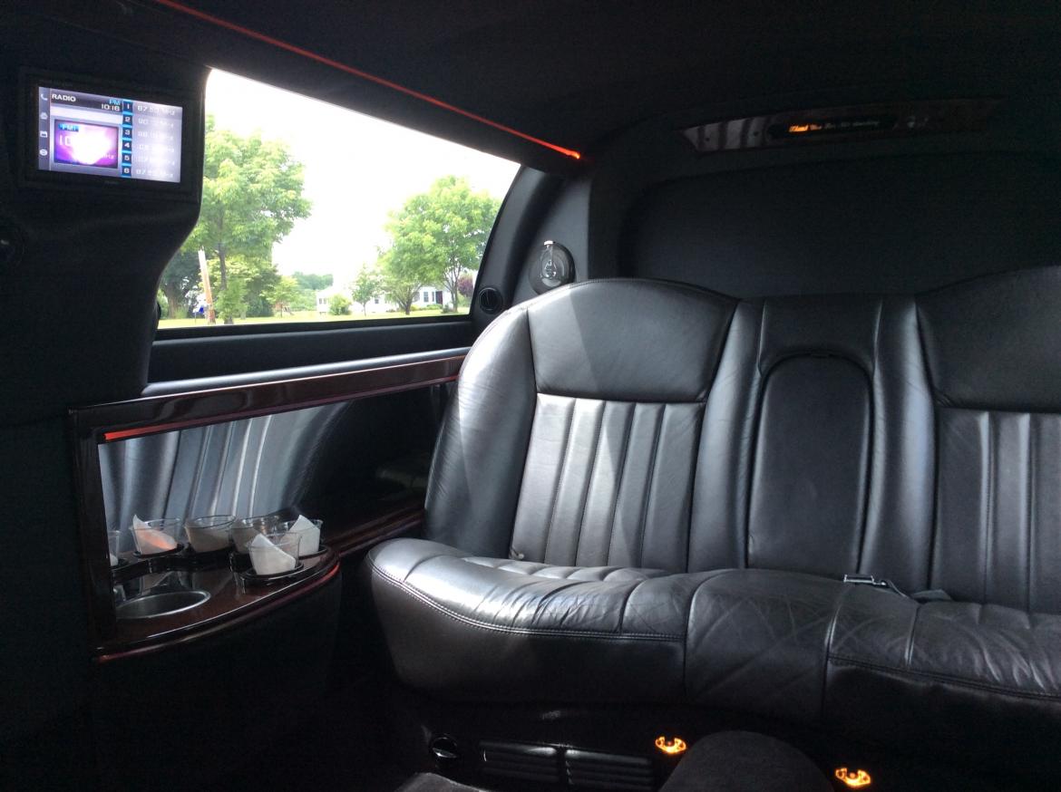 Limousine for Sale in Trenton, NJ - Photo 13