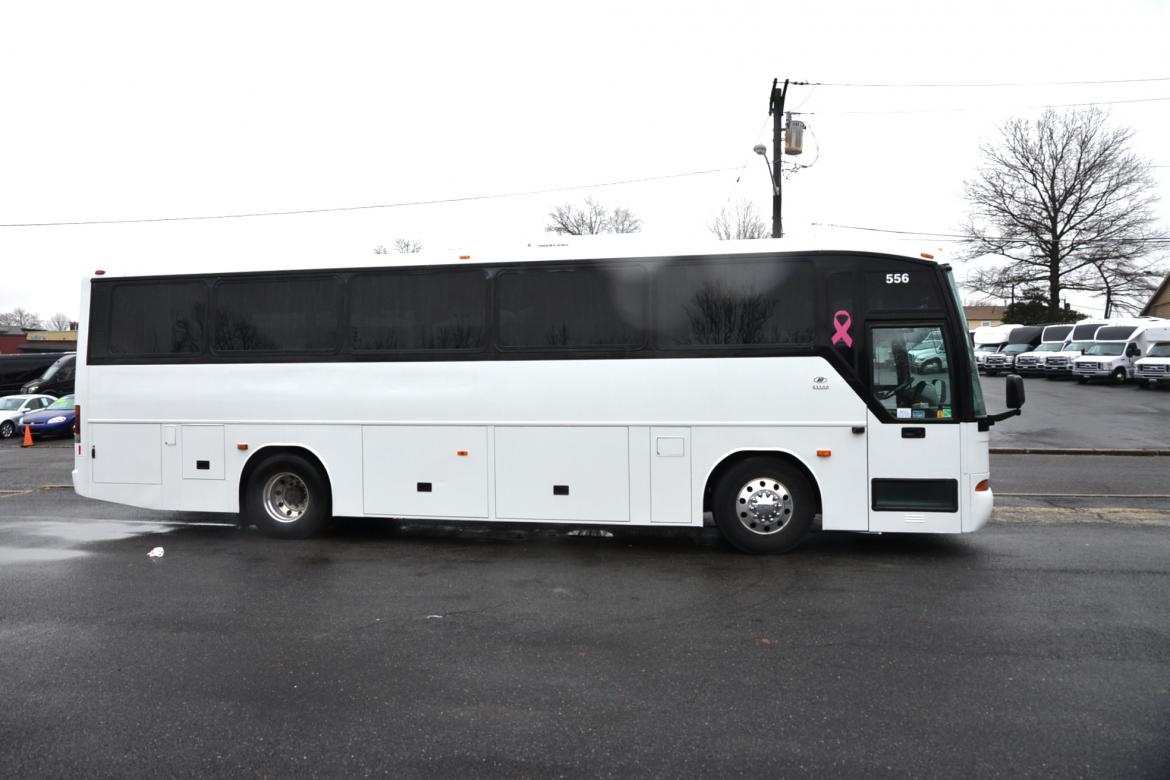 Motorcoach for Sale in Oaklyn, NJ - Photo 4