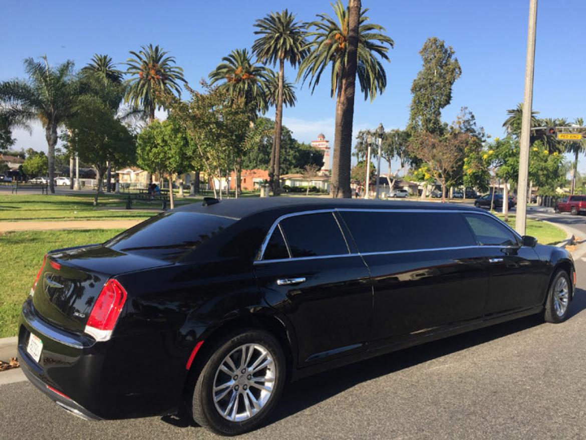 Limousine for Sale in Los Angeles, CA - Photo 3