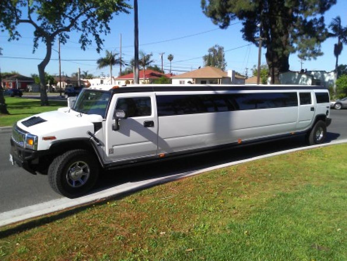 SUV Stretch for Sale in Los Angeles, CA - Photo 11