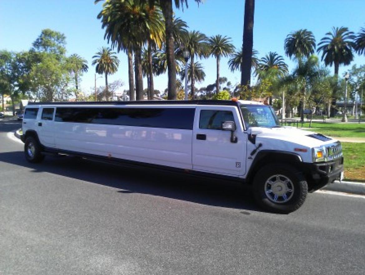 SUV Stretch for Sale in Los Angeles, CA - Photo 12