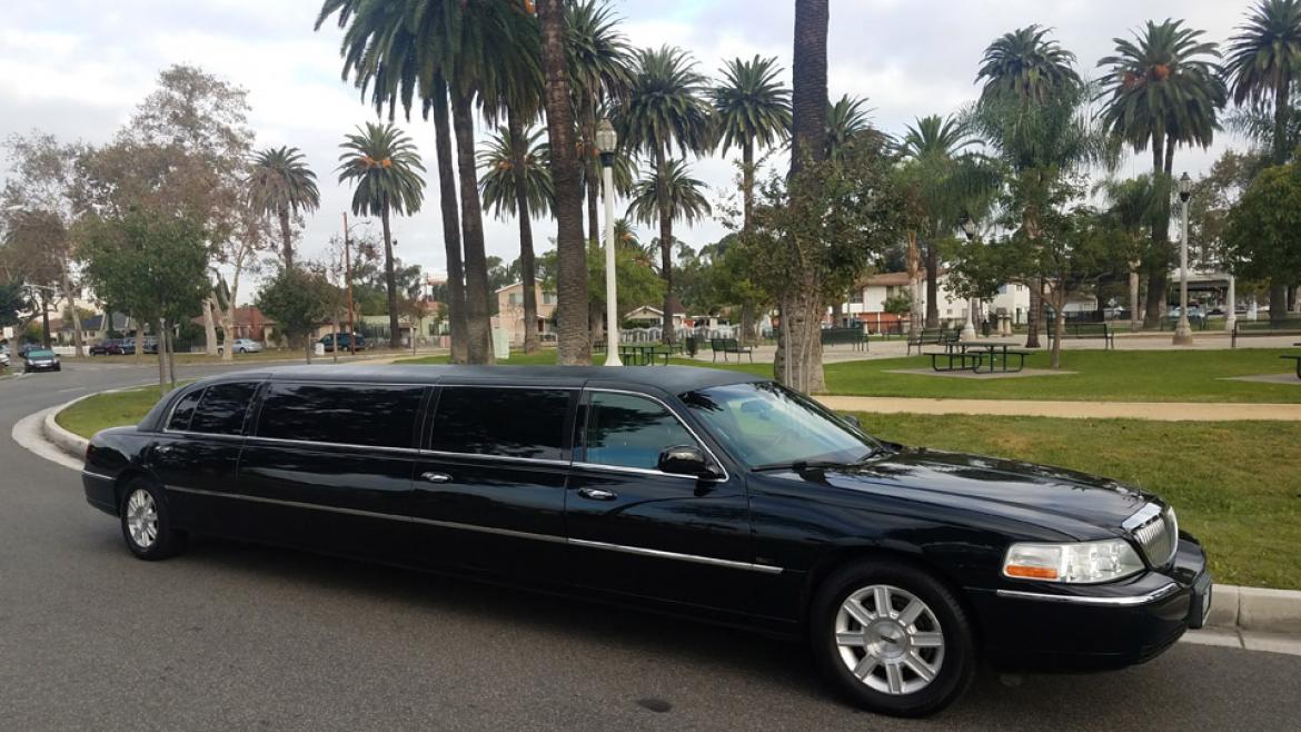Limousine for Sale in Los Angeles, CA - Photo 3
