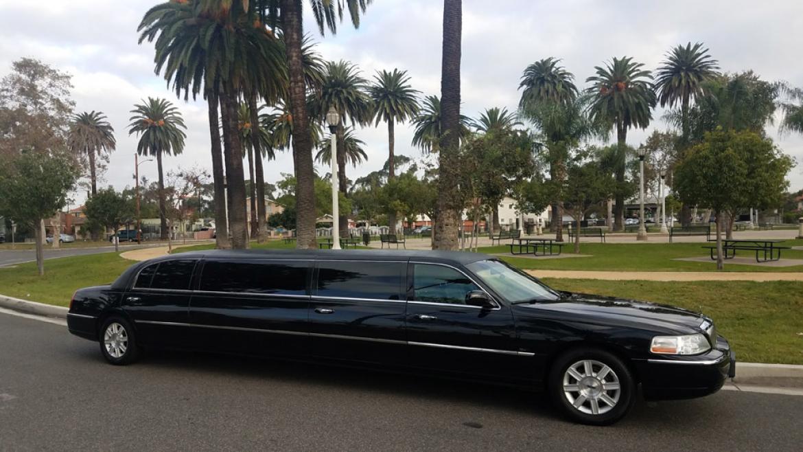 Limousine for Sale in Los Angeles, CA - Photo 4