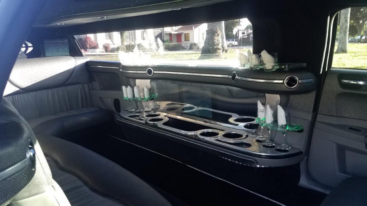 Limousine for Sale in Los Angeles, CA - Photo 11